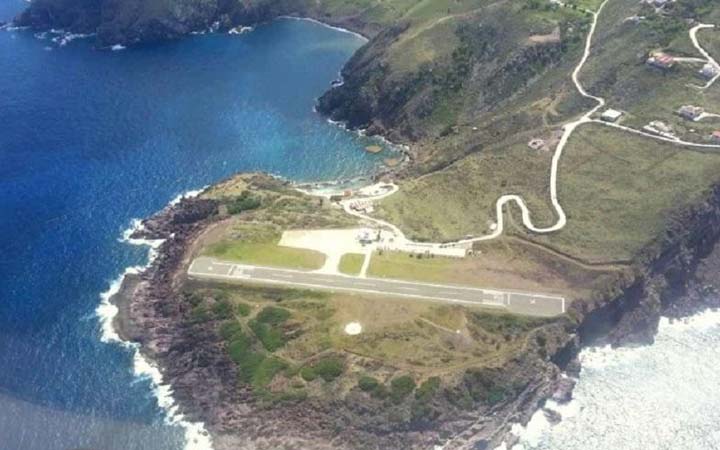 Juancho E. Yrausquin Airport – Saba Island