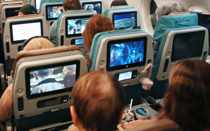 Make sure your Seatback TV works take an airplane  comfort on long flight  long airplane flight tips  things to do on a long flight  airplane pilot  how long is the flight  flying in an airplane  travel booking sites  travel booking websites best air travel sites  cheapest air fly ticket  cheap flights and airline ticket  air travel booking  tray tables