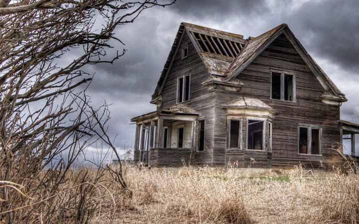 this-is-a-list-of-the-most-haunted-houses-in-the-america-travel-and