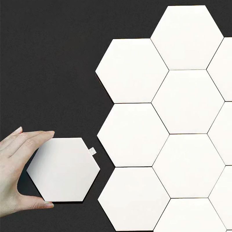 Hexagonal LED Quantum Lamp_0026_Layer 1.jpg