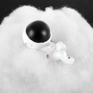 Colorful Cloud Astronaut Lamp1.jpg