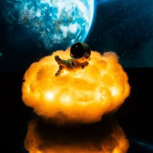 Colorful Cloud Astronaut Lamp8.jpg